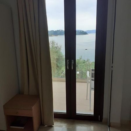 Senior Suite Zeus Vasilias  Bagian luar foto